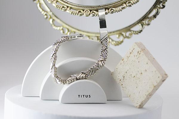 Titus